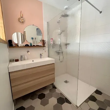 Maison Ideale Circuit-7 Pers-proximite Hyper Centre, Transports Et Tranquillite فيلة لو مان