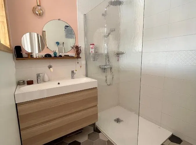 Maison Ideale Circuit-7 Pers-proximite Hyper Centre, Transports Et Tranquillite Villa Le Mans